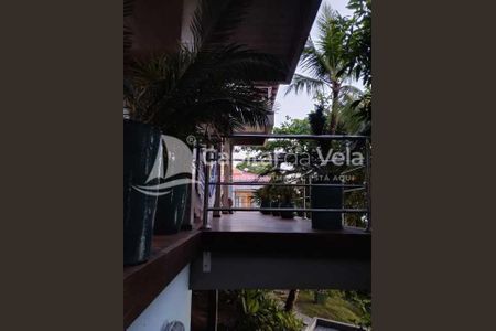 10_photo/94d1fe0d6d.2832257cbb3df2c4-ATLAS-ad87f1f8-49d6-492b-b72c-ce4302f47d0f.jpg de casa à venda com 4 quartos, 171m² em Jardim Las Palmas, Guarujá