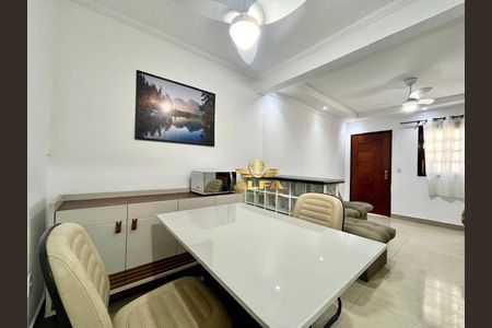 11_photo/94d1fe0d87.9965b989cac9b223-ATLAS-9c3aa5bb-9d09-463a-894d-2e2f3ac081f1.jpg de casa à venda com 2 quartos, 68m² em Jardim Las Palmas, Guarujá