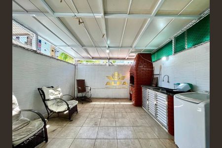 16_photo/94d1fe0d87.9965b989cac9b223-ATLAS-b21f84f0-e892-4bdd-90b7-1e1c834bde6a.jpg de casa à venda com 2 quartos, 68m² em Jardim Las Palmas, Guarujá