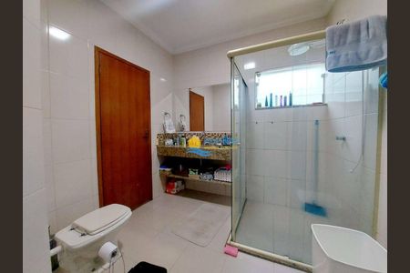 2_photo/94d1fe0dc1.732b7fd8aaa5f07d-ATLAS-a919ceb6-b2db-4bda-83be-7f2a9d13caca.jpg de casa à venda com 3 quartos, 250m² em Jardim Las Palmas, Guarujá