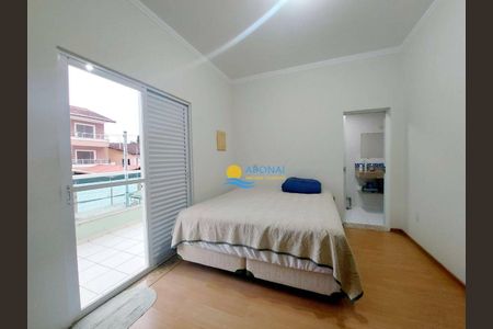 7_photo/94d1fe0dc1.732b7fd8aaa5f07d-ATLAS-eecb93b2-e07c-4bbe-aeac-ae26040a0bc2.jpg de casa à venda com 3 quartos, 250m² em Jardim Las Palmas, Guarujá