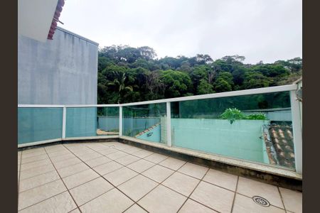 9_photo/94d1fe0dc1.ceff8192393c33de-ATLAS-02f70b7f-3abd-4215-a7cd-6b68ef8e9dc5.jpg de casa à venda com 3 quartos, 165m² em Tombo, Guarujá