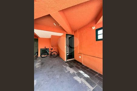 3_photo/94d1fe108b.5a6c1bf0160d7da9-ATLAS-1bd8d1d4-75b6-444b-b1d7-8dc9b2b35b2b.jpg de casa à venda com 2 quartos, 55m² em Jardim Las Palmas, Guarujá