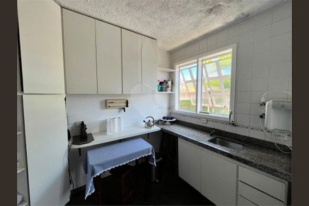 4_photo/94d1fe108b.5a6c1bf0160d7da9-ATLAS-2a2b3662-a904-41e1-9e96-310c77de9c01.jpg de casa à venda com 2 quartos, 55m² em Jardim Las Palmas, Guarujá