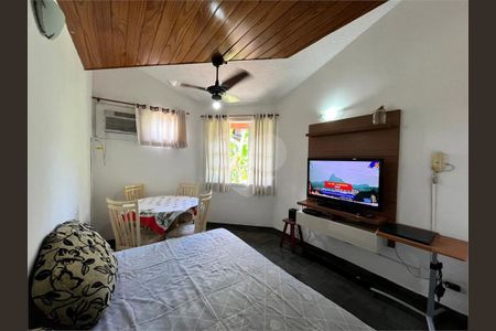 11_photo/94d1fe108b.5a6c1bf0160d7da9-ATLAS-7f270c61-8dce-440c-a7e6-f4fe3d1b5d5f.jpg de casa à venda com 2 quartos, 55m² em Jardim Las Palmas, Guarujá