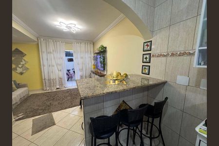 4_photo/94d1fe110b.0497ce05b5ed56f3-ATLAS-dd853bce-c666-4b16-b2b2-5151d7959ecf.jpg de casa à venda com 2 quartos, 70m² em Jardim Las Palmas, Guarujá