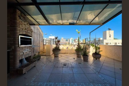 12_photo/94d1fe114f.5a85c5bdfef41cf9-ATLAS-d4d3fea3-74bf-4cf0-a68e-06e322ee3aa5.jpg de apartamento à venda com 3 quartos, 245m² em Jardim Las Palmas, Guarujá