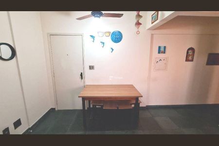 6_photo/94d1fe1155.f4398f1ef5c07a92-ATLAS-9a8b43b2-69ff-4d43-80f0-d6bbb8b1762e.jpg de apartamento à venda com 1 quarto, 47m² em Jardim Las Palmas, Guarujá