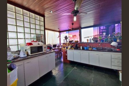 6_photo/94d1fe1171.22323a290d9ca2de-ATLAS-3226564e-47fe-40db-8e8e-e6d3b9c13cb7.jpg de apartamento à venda com 3 quartos, 160m² em Jardim Las Palmas, Guarujá