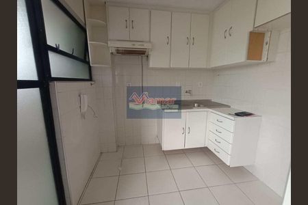 12_photo/94d1fe1171.ceff8192393c33de-ATLAS-e16fd86f-6b30-4aac-9e69-0ae6aa20a5ec.jpg de apartamento à venda com 2 quartos, 65m² em Jardim Las Palmas, Guarujá