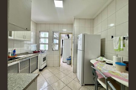 12_photo/94d1fe117d.8112f57c7da29d24-ATLAS-d6545507-7757-4e55-b0bb-d04283cf03fb.jpg de apartamento para alugar com 3 quartos, 70m² em Jardim Las Palmas, Guarujá