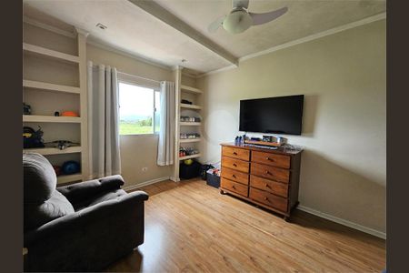 43_photo/94d1fe11d1.e1d2c46bde3eb79c-ATLAS-6c26e631-1f28-4fee-a178-6b59ce80937a.jpg de casa à venda com 3 quartos, 79m² em Jardim Las Palmas, Guarujá