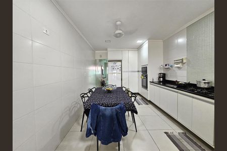 17_photo/94d1fe11d1.e1d2c46bde3eb79c-ATLAS-7305b3d6-ba42-4f76-a51d-e92d07711457.jpg de casa à venda com 3 quartos, 79m² em Jardim Las Palmas, Guarujá