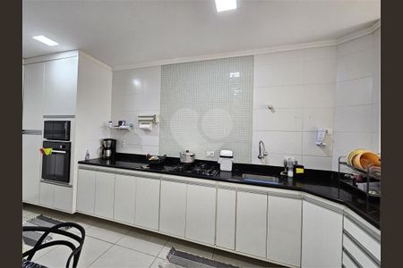 20_photo/94d1fe11d1.e1d2c46bde3eb79c-ATLAS-7bf2aa51-4f45-4555-a6b4-f700dbf1ba8c.jpg de casa à venda com 3 quartos, 79m² em Jardim Las Palmas, Guarujá