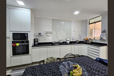 13_photo/94d1fe11d1.e1d2c46bde3eb79c-ATLAS-8e42e024-d5b9-4591-96d0-558efcb7cf18.jpg de casa à venda com 3 quartos, 79m² em Jardim Las Palmas, Guarujá