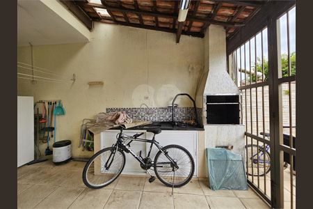 28_photo/94d1fe11d1.e1d2c46bde3eb79c-ATLAS-de1c4db3-2969-49b9-bc25-698ddf2accad.jpg de casa à venda com 3 quartos, 79m² em Jardim Las Palmas, Guarujá