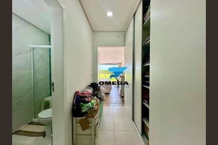 10_photo/94d1fe11d9.6c623372c172fc17-ATLAS-94167df1-1ebc-4f22-aade-e1b3a060451e.jpg de casa à venda com 3 quartos, 160m² em Jardim Las Palmas, Guarujá