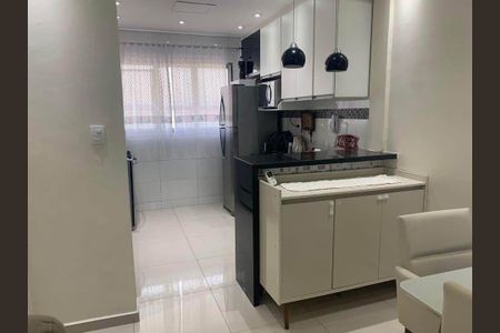 6_photo/94d1fe121f.b5da8a9e89e1b846-ATLAS-1fb8ca6f-2a9b-4746-95e2-31c38d2a2944.jpg de casa à venda com 2 quartos, 70m² em Jardim Las Palmas, Guarujá