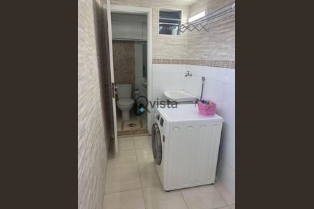 4_photo/94d1fe121f.b5da8a9e89e1b846-ATLAS-2d748cb3-29db-41b6-917c-87c7f0cbec91.jpg de casa à venda com 2 quartos, 70m² em Jardim Las Palmas, Guarujá