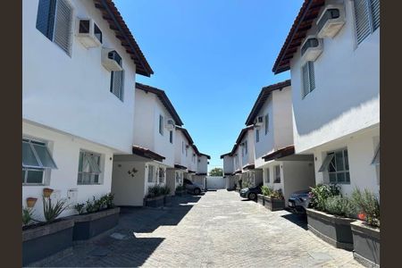 15_photo/94d1fe121f.b5da8a9e89e1b846-ATLAS-7bc1b98c-4c3d-4c95-99d7-3fe31ddceb31.jpg de casa à venda com 2 quartos, 70m² em Jardim Las Palmas, Guarujá