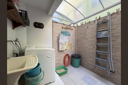 6_photo/94d1fe1225.fb09bfaaad834f3e-ATLAS-b0b4707f-a916-4e2d-b25e-c100a5b06c8f.jpg de casa à venda com 3 quartos, 110m² em Jardim Las Palmas, Guarujá