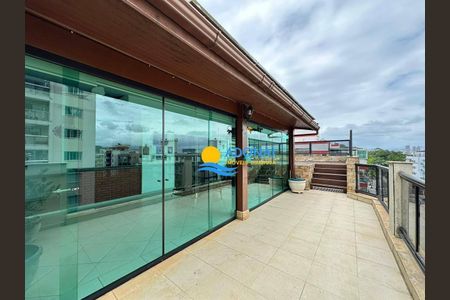 1_photo/94d1fe128d.07304c6512a3eab0-ATLAS-7ae7aae5-662c-4d16-b2a2-b71e9f16f32f.jpg de apartamento à venda com 3 quartos, 140m² em Jardim Las Palmas, Guarujá