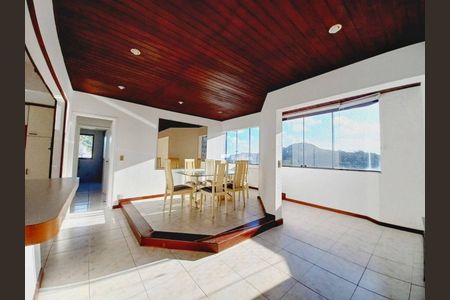 3_photo/94d1fe12c3.4cd0c169442e6db7-ATLAS-e9a01b83-2f15-428f-8ece-79ff951c1245.jpg de apartamento à venda com 4 quartos, 120m² em Jardim Las Palmas, Guarujá