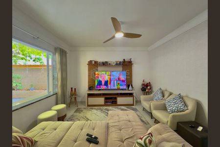 26_photo/94d1fe12fb.307611fa4065a5b8-ATLAS-06a8e934-bf9a-4d4d-8c1f-6afb069dbee2.jpg de casa à venda com 3 quartos, 250m² em Jardim Las Palmas, Guarujá