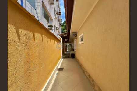 19_photo/94d1fe12fb.307611fa4065a5b8-ATLAS-93e5a958-937b-4571-ab60-401f24492d28.jpg de casa à venda com 3 quartos, 250m² em Jardim Las Palmas, Guarujá