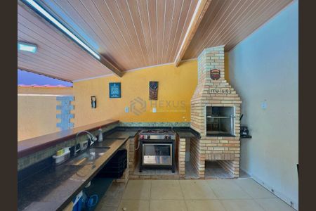 2_photo/94d1fe12fb.307611fa4065a5b8-ATLAS-99157db7-1e58-426a-81f8-ee0a1ff2ddd7.jpg de casa à venda com 3 quartos, 250m² em Jardim Las Palmas, Guarujá