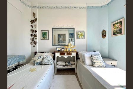 13_photo/94d1fe1311.64d6b1f9aef3fbcc-ATLAS-5f77ead5-1ceb-45c2-8298-ae53ffe7c564.jpg de apartamento à venda com 1 quarto, 50m² em Jardim Las Palmas, Guarujá