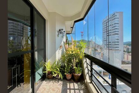 3_photo/94d1fe1311.64d6b1f9aef3fbcc-ATLAS-98fd1fbc-38b2-4177-9a26-b936f8daeca0.jpg de apartamento à venda com 1 quarto, 50m² em Jardim Las Palmas, Guarujá