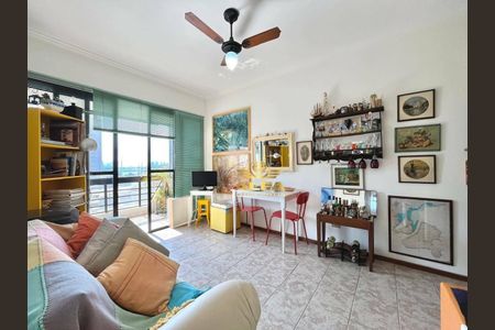 5_photo/94d1fe1311.64d6b1f9aef3fbcc-ATLAS-a4c85e4e-ac88-451b-8a0f-40c82462c03e.jpg de apartamento à venda com 1 quarto, 50m² em Jardim Las Palmas, Guarujá