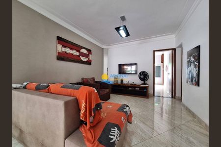 3_photo/94d1fe1333.8a734c1c2a3b006e-ATLAS-c1d734a4-dc69-41dc-a23f-3cc090ce401a.jpg de casa à venda com 5 quartos, 240m² em Jardim Las Palmas, Guarujá