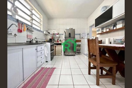 4_photo/94d1fe1377.7954feb32d1ae247-ATLAS-7cd4a4df-e734-4d5b-99e6-56f7e93ad12c.jpg de casa à venda com 4 quartos, 180m² em Jardim Las Palmas, Guarujá