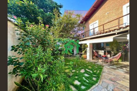 12_photo/94d1fe1377.7954feb32d1ae247-ATLAS-8da91d22-ab3e-4c3b-9f13-c7a2c2f48aa1.jpg de casa à venda com 4 quartos, 180m² em Jardim Las Palmas, Guarujá