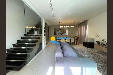 7_photo/94d1fe1397.a9d3d820cda77243-ATLAS-6dcfecbe-b31c-4497-8e4b-049cfc4db0e5.jpg de casa à venda com 3 quartos, 240m² em Jardim Las Palmas, Guarujá