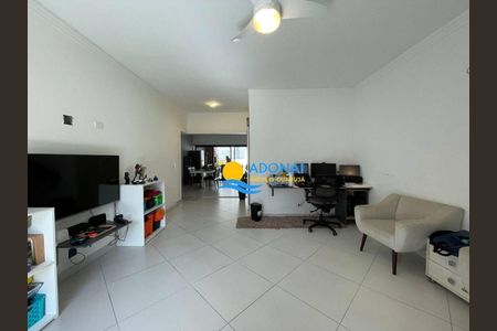 11_photo/94d1fe1397.a9d3d820cda77243-ATLAS-c1562a7f-bc9e-4f1c-a4a3-8a6eadbdf5ff.jpg de casa à venda com 3 quartos, 240m² em Jardim Las Palmas, Guarujá