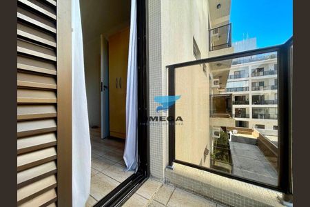 3_photo/94d1fe13c7.02a4bd7e6141f7a4-ATLAS-da10aa2b-dbab-4691-b493-9e74327d53d2.jpg de apartamento à venda com 3 quartos, 100m² em Jardim Asturias, Guarujá