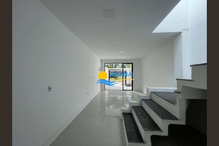 3_photo/94d1fe13e9.33f7807c162f64fa-ATLAS-7877ee07-af30-4a2a-af4d-c90ef19ff7b8.jpg de casa à venda com 2 quartos, 180m² em Jardim Las Palmas, Guarujá