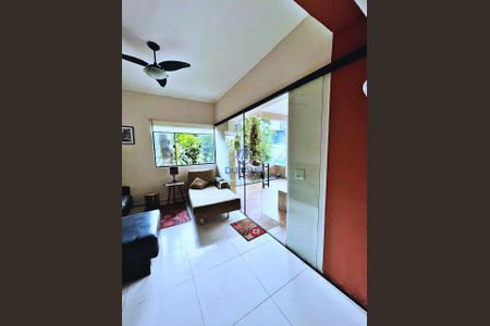 7_photo/94d1fe13eb.a095ebe9a9b9d05b-ATLAS-4853953b-ac2f-489b-890f-93e4c3cf99b7.jpg de casa à venda com 3 quartos, 125m² em Jardim Las Palmas, Guarujá