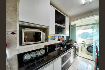 11_photo/94d1fe13ff.cd758e20d7f22fe3-ATLAS-8e6b3078-6d99-4ae1-8e9c-e785ba751f22.jpg de apartamento à venda com 3 quartos, 196m² em Jardim Las Palmas, Guarujá