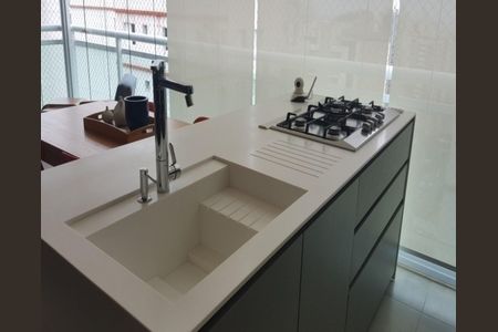 4_photo/94d1fe1409.7a29a65e4e33e0fa-ATLAS-a95cc4c8-a9e3-435d-97d5-7f48b36f2cd4.jpg de apartamento à venda com 3 quartos, 135m² em Vila Luis Antonio, Guarujá