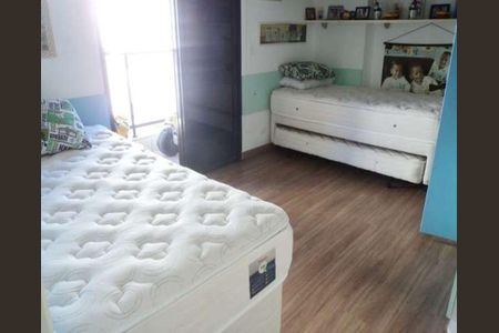 7_photo/94d1fe1419.0335eaa80dc49db8-ATLAS-07dec7c6-42c7-445f-8acd-bddf34ccd5a2.jpg de apartamento à venda com 3 quartos, 170m² em Cing, Guarujá