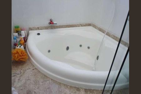 9_photo/94d1fe1419.0335eaa80dc49db8-ATLAS-3df3effc-15eb-4db2-9a33-91a36fb0eb31.jpg de apartamento à venda com 3 quartos, 170m² em Cing, Guarujá