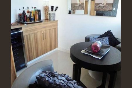 15_photo/94d1fe1419.0335eaa80dc49db8-ATLAS-da7fc0e6-09bb-4971-be9b-52f1a46fe320.jpg de apartamento à venda com 3 quartos, 170m² em Cing, Guarujá