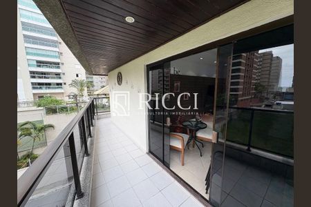 48_photo/94d1fe1419.809b828b718bde10-ATLAS-7b29341f-e727-4006-a228-1cfbe75d5ff1.jpg de apartamento à venda com 3 quartos, 131m² em Cing, Guarujá