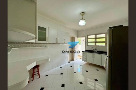 10_photo/94d1fe1437.f9bad8a50a754541-ATLAS-e2bac4f8-85a8-45ef-b827-441d64bf09fd.jpg de apartamento à venda com 2 quartos, 110m² em Jardim Las Palmas, Guarujá