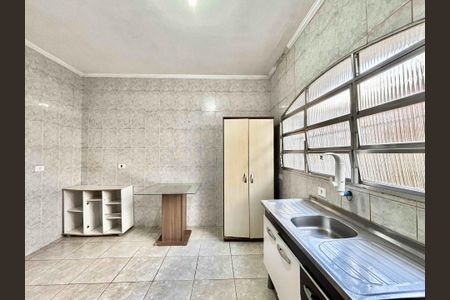 4_photo/94d1fe1449.ceff8192393c33de-ATLAS-6e4e44d0-aefd-465b-af7b-ad17d7b0872f.jpg de casa à venda com 3 quartos, 120m² em Cing, Guarujá