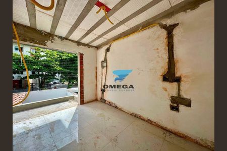 9_photo/94d1fe145b.dd7b20bb6964eb92-ATLAS-e7678ea4-fa87-4b92-8930-1bdd47f63d62.jpg de casa à venda com 3 quartos, 160m² em Jardim Asturias, Guarujá